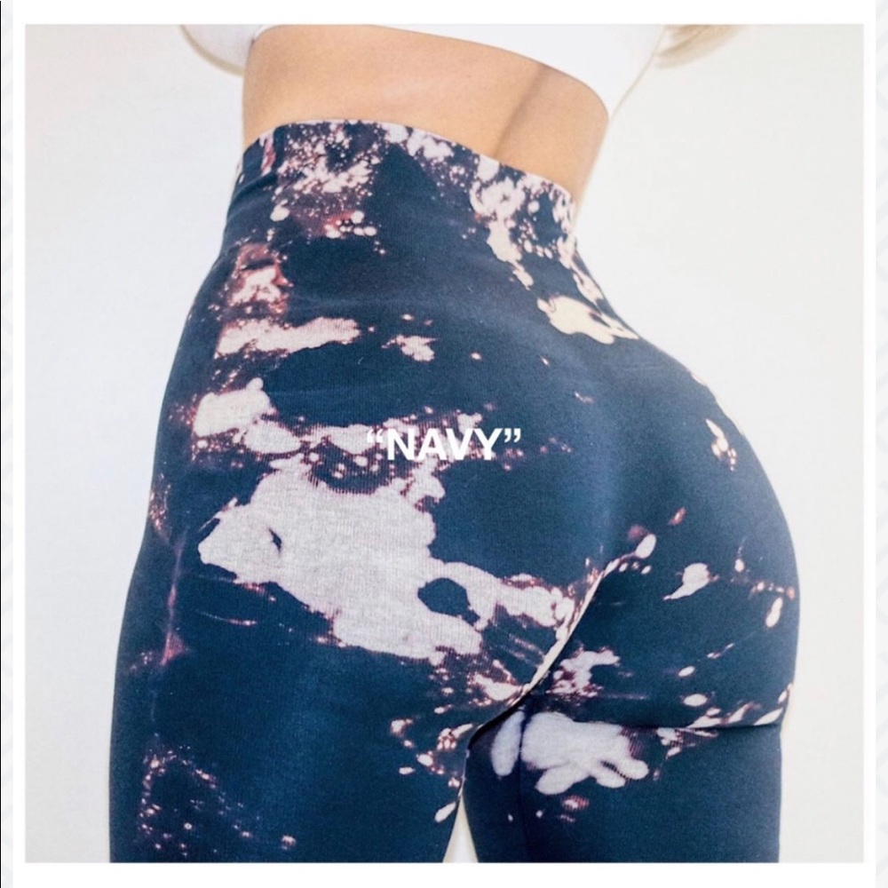 🆕 Naturyl Acid Dye Lounge Leggings